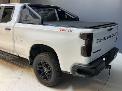 Used 2019 Chevrolet Silverado 1500 Custom Trail Boss image 21