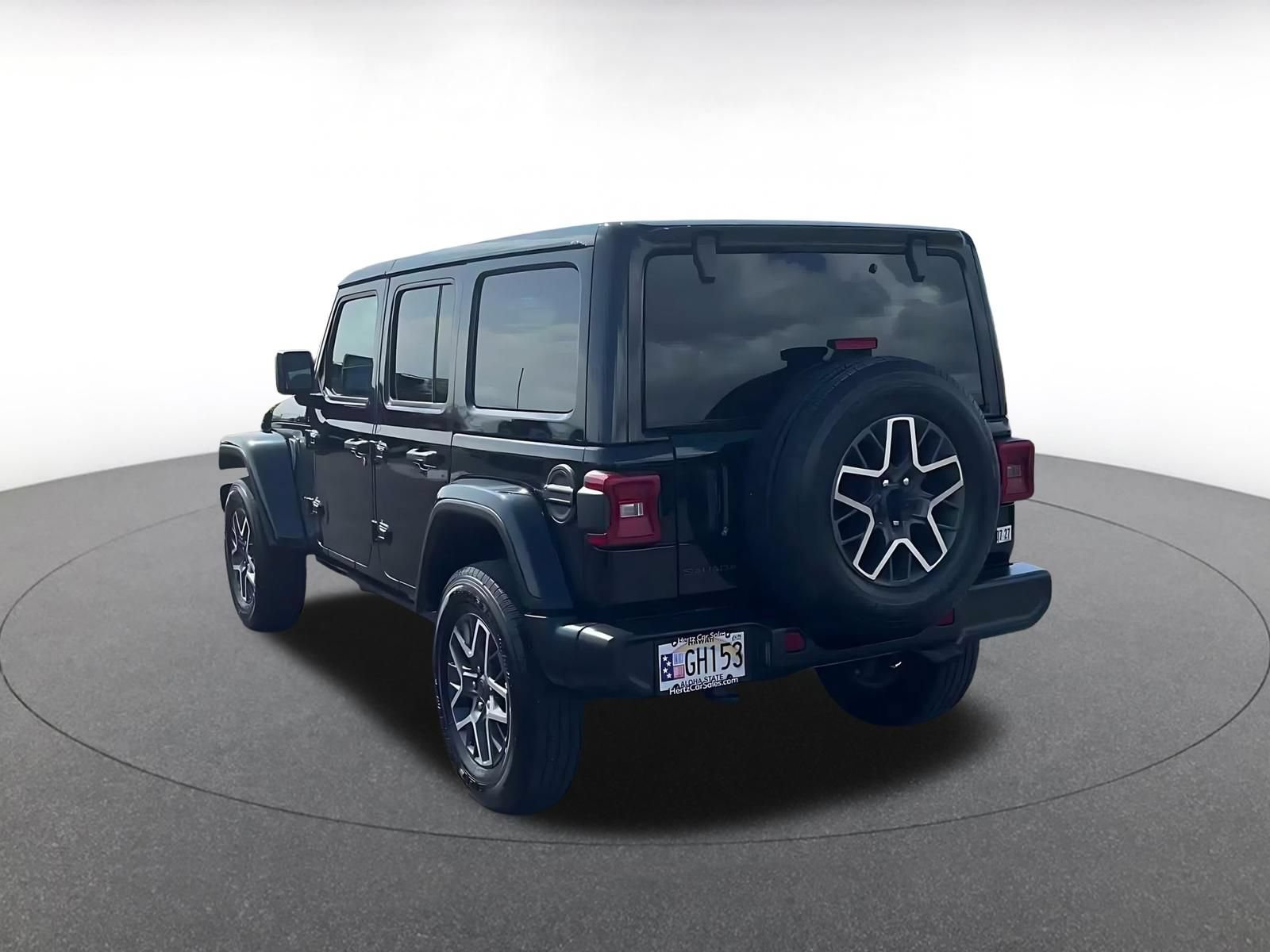 Used 2025 Jeep Wrangler Unlimited Sahara AWD/4WD image 10
