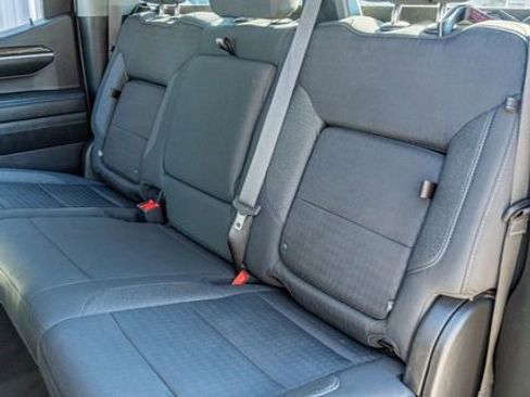 Used 2022 GMC Sierra 1500 Elevation image 34