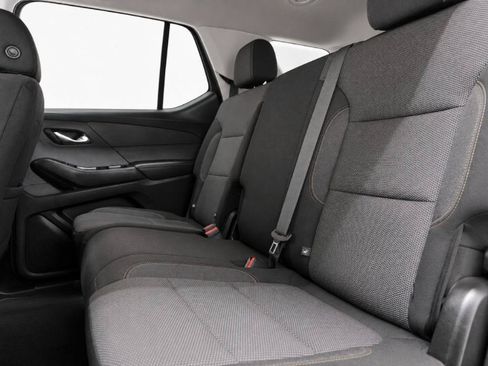 Used 2021 Chevrolet Traverse LT AWD/4WD image 21