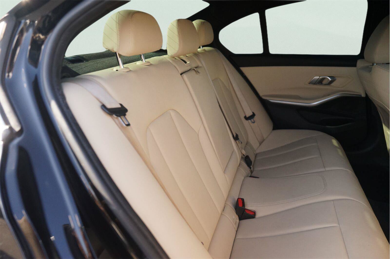 Used 2020 BMW 330i Sedan RWD image 17