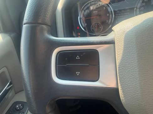 Used 2009 Dodge Ram 1500 Truck SLT AWD/4WD image 16