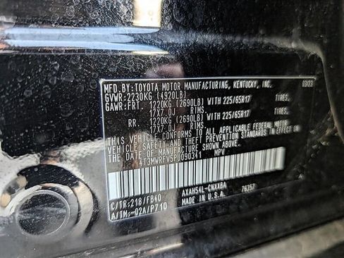 Used 2023 Toyota RAV4 LE AWD/4WD image 33