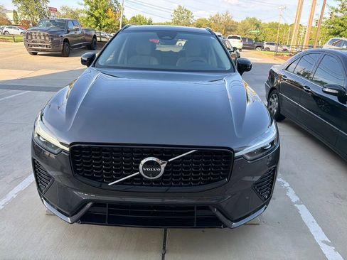 Certified 2024 Volvo XC60 B5 Plus w/ Protection Package Premier AWD/4WD image 2
