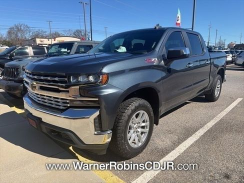 Used 2019 Chevrolet Silverado 1500 LT w/ All-Star Edition image 3