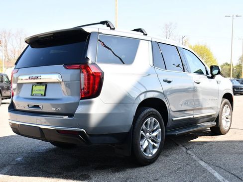 Used 2023 GMC Yukon SLT w/ SLT Premium Package AWD/4WD image 6