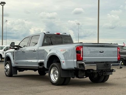 Used 2025 Ford F450 Lariat w/ Lariat Ultimate Package AWD/4WD image 50