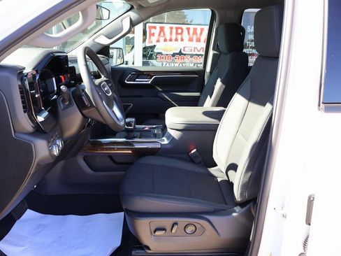 New 2026 GMC Sierra 1500 Elevation w/ Preferred Package image 12