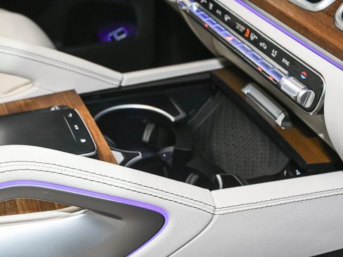 Used 2024 Mercedes-Benz GLE 350 4MATIC image 65