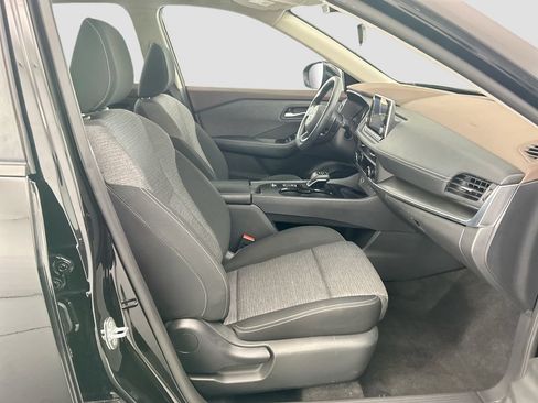 Used 2023 Nissan Rogue SV FWD image 18