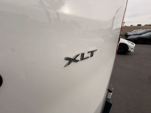 Used 2023 Ford Transit 350 XLT RWD image 9