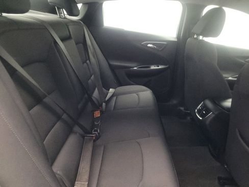 Used 2025 Chevrolet Malibu LT FWD image 19