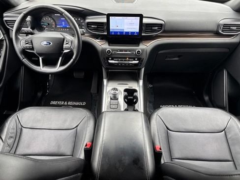 Used 2020 Ford Explorer Limited w/ Class III Trailer Tow Package AWD/4WD image 20