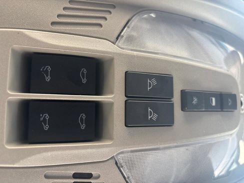 Used 2015 Chevrolet Equinox LT image 24