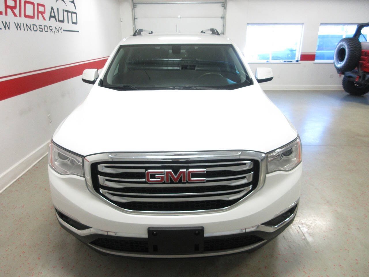 Used 2019 GMC Acadia SLT AWD/4WD image 10