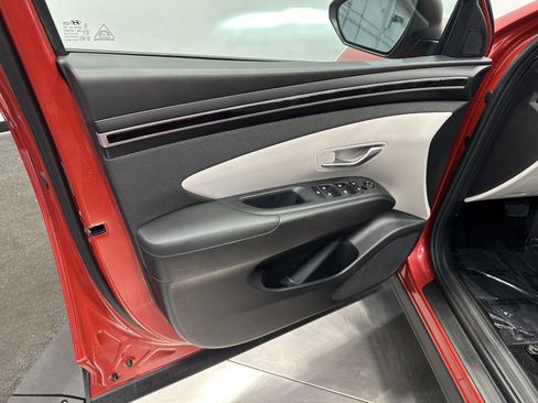 Certified 2023 Hyundai Tucson SEL w/ Convenience Package image 9