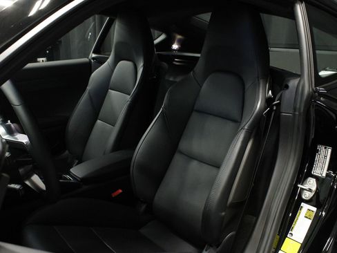 Used 2023 Porsche 718 Cayman RWD image 16