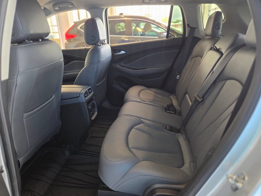 Used 2019 Buick Envision Essence FWD image 21
