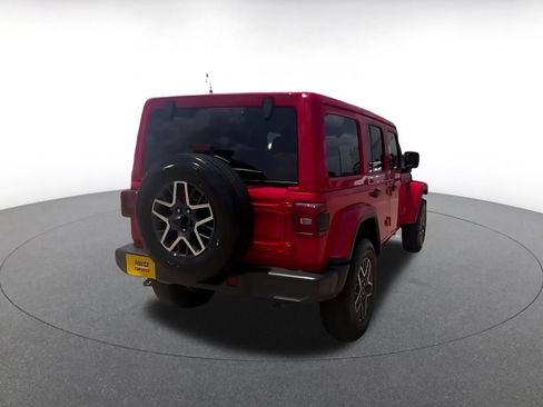 Used 2025 Jeep Wrangler Unlimited Sahara AWD/4WD image 11