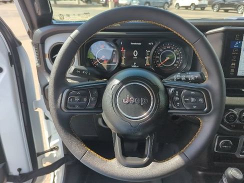 Used 2024 Jeep Wrangler Sport AWD/4WD image 11