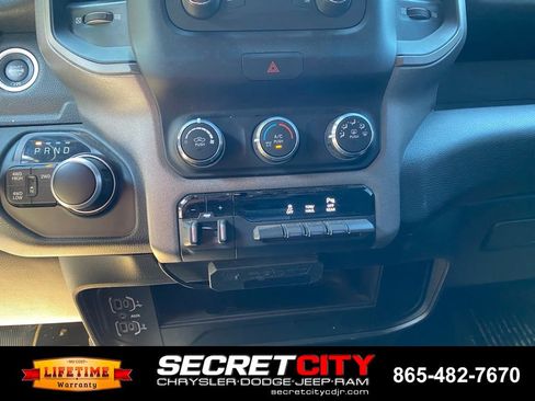 Used 2022 RAM 2500 Tradesman AWD/4WD image 17