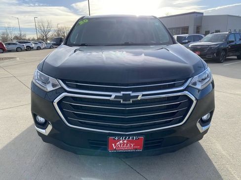 Used 2020 Chevrolet Traverse LT image 8