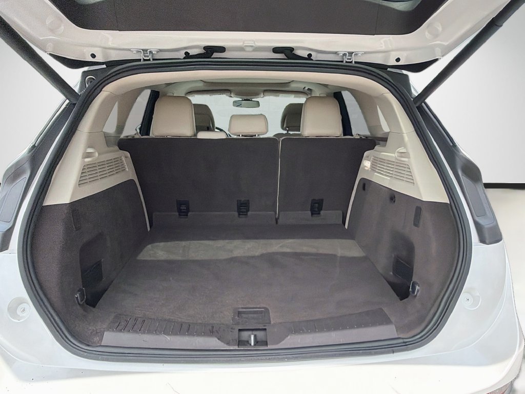 Used 2019 Lincoln MKC Reserve w/ MKC Climate Package AWD/4WD image 12