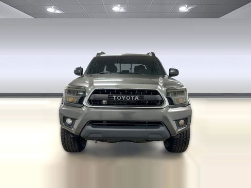 Used 2015 Toyota Tacoma PreRunner w/ SR5 Package image 4