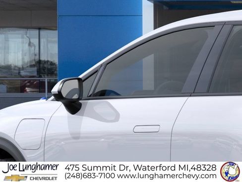 New 2026 Chevrolet Equinox EV LT w/ Comfort Package FWD image 12