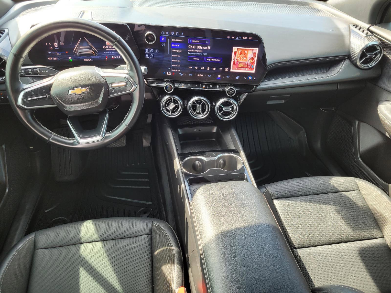 Used 2024 Chevrolet Blazer EV LT AWD/4WD image 17