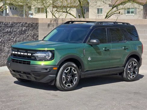 Used 2024 Ford Bronco Sport Outer Banks image 5