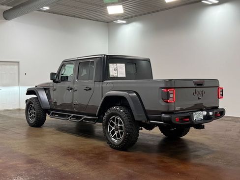 Used 2024 Jeep Gladiator Rubicon w/ Convenience Group AWD/4WD image 27