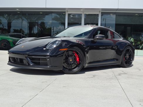 Used 2024 Porsche 911 Carrera GTS RWD image 1