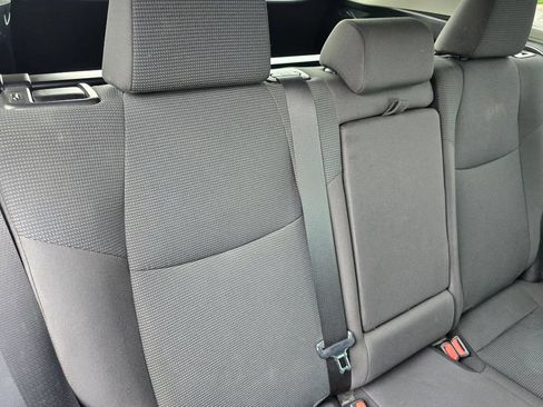 Used 2020 Toyota RAV4 LE AWD/4WD image 16