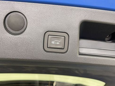 New 2025 Chevrolet Equinox ACTIV image 35