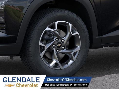 New 2026 Chevrolet Trax LT w/ Driver Confidence Package image 9