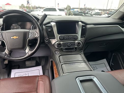 Used 2019 Chevrolet Tahoe Premier w/ Premier Plus Edition image 14
