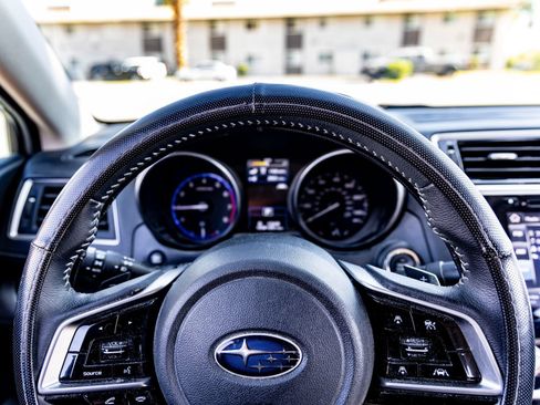 Used 2018 Subaru Legacy 2.5i Limited AWD/4WD image 14