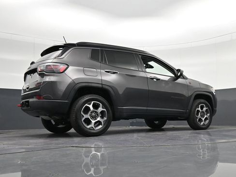 Used 2022 Jeep Compass Trailhawk w/ Trailhawk Elite Group AWD/4WD image 33