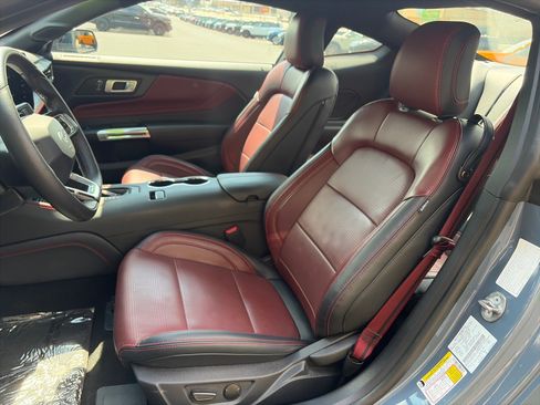 Used 2024 Ford Mustang Premium RWD image 10