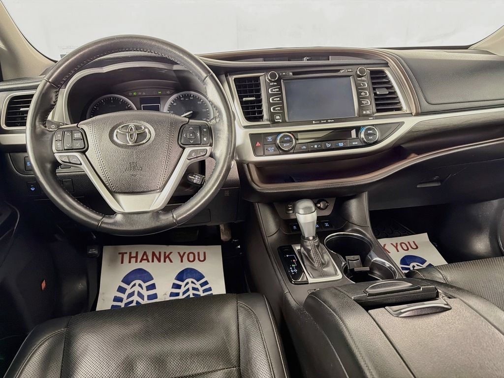 Used 2019 Toyota Highlander Limited AWD/4WD image 22