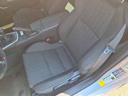 Certified 2023 Toyota GR86 w/ ALL Weather Mat Package (TMS) RWD image 13