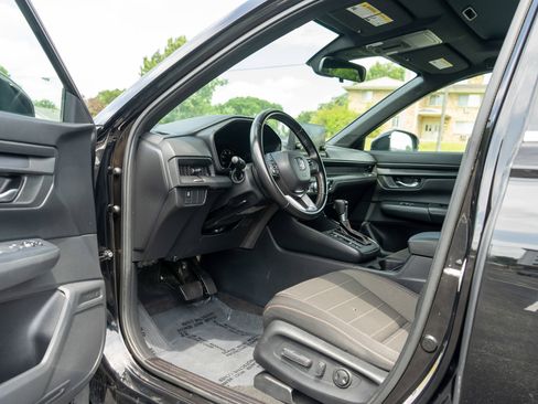 Used 2025 Honda CR-V Sport image 13