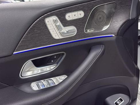 New 2026 Mercedes-Benz GLS 450 4MATIC image 15
