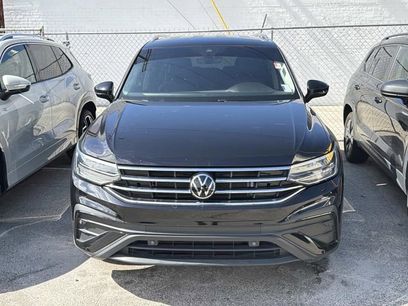 Used 2023 Volkswagen Tiguan SE