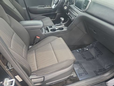 Used 2020 Kia Sportage LX FWD image 27