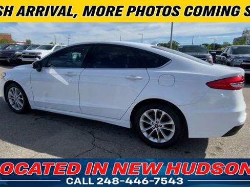 Used 2020 Ford Fusion SE FWD image 8