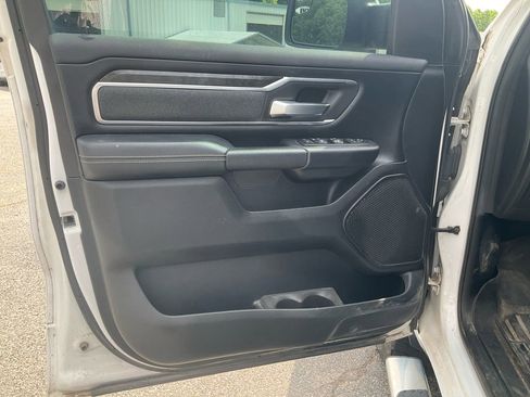 Used 2019 RAM 1500 Big Horn AWD/4WD image 17