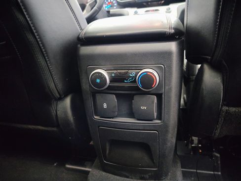 Used 2023 Ford Explorer XLT w/ Equipment Group 202A AWD/4WD image 34