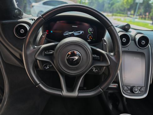 Used 2020 McLaren 600LT Spider RWD image 15